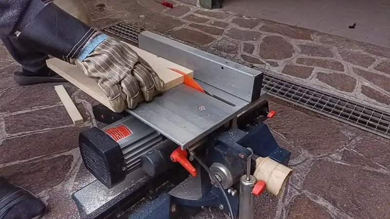 Cutting the panel for the DIY tube spiral for ants