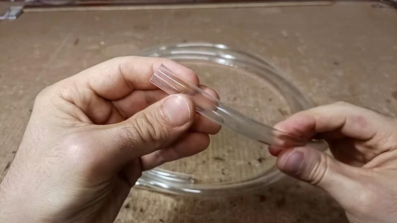 Tube for a diy tube spiral for ants