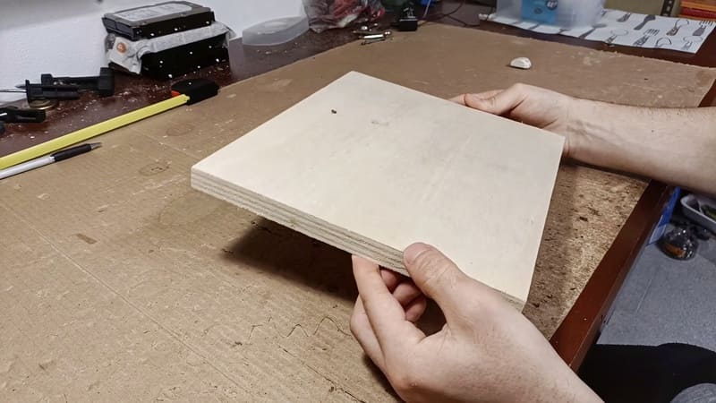 Wooden panel for a diy tube spiral for ants