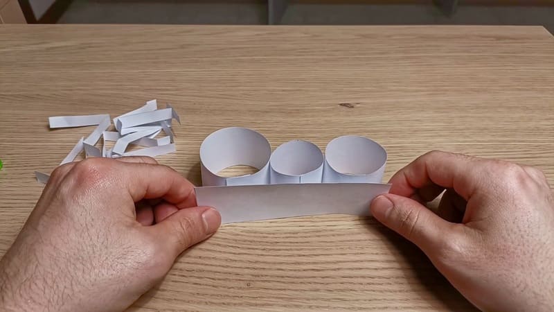 How to make a paper ant